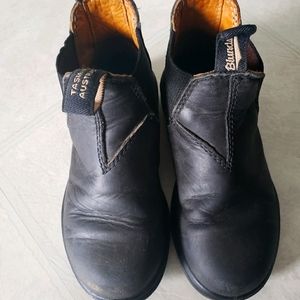 Blundstone kids, size 12